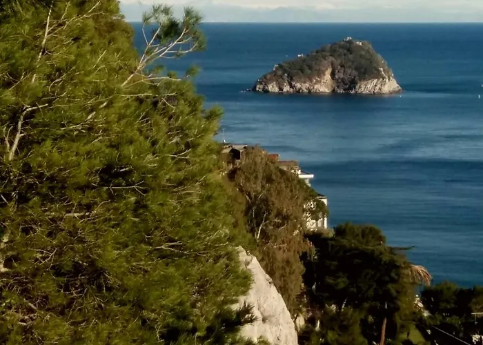 Malibu 3*