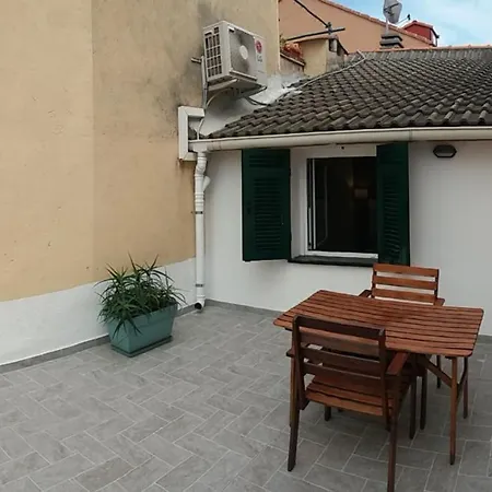Отель Malibu 3*